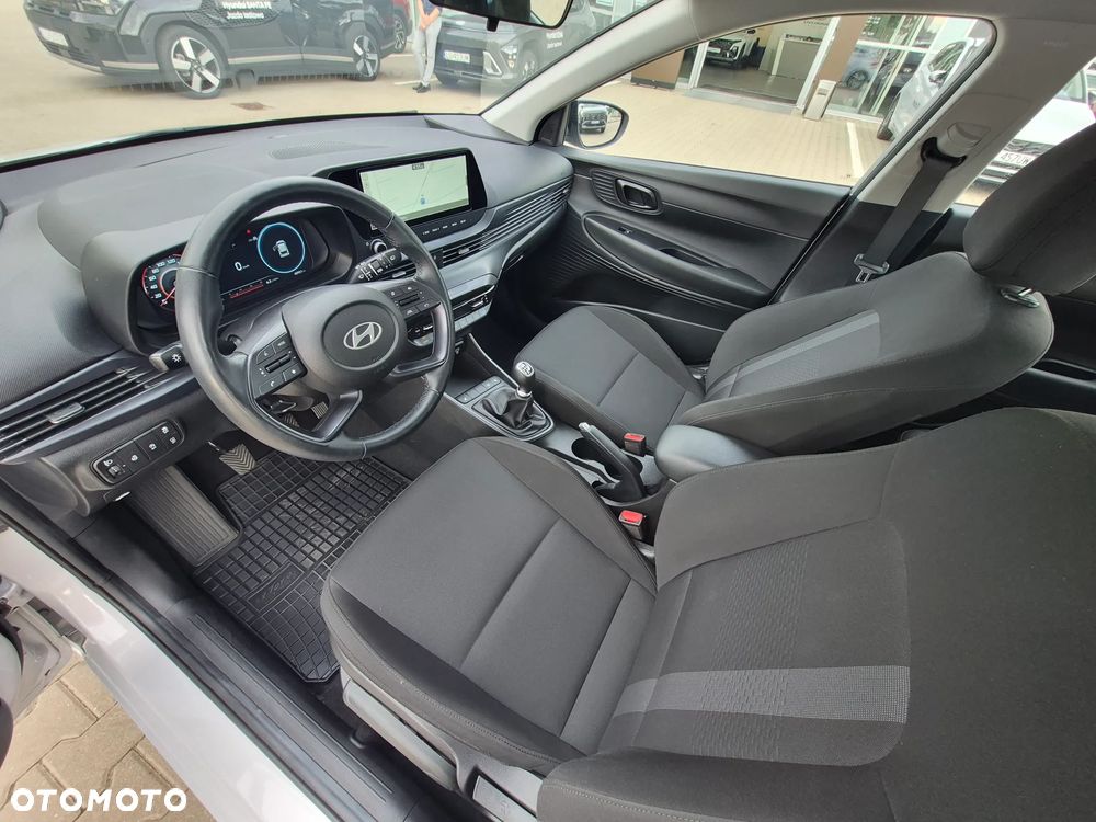 Hyundai i20 1.2 Modern - 12
