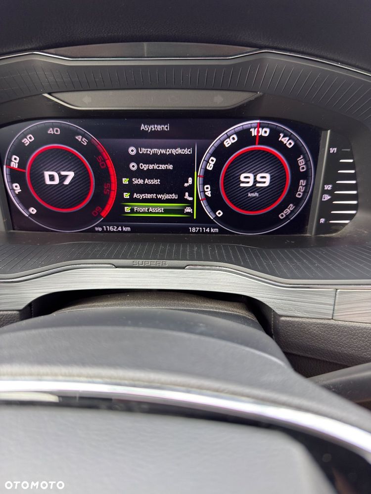 Skoda Superb 2.0 TDI DSG Ambition - 21