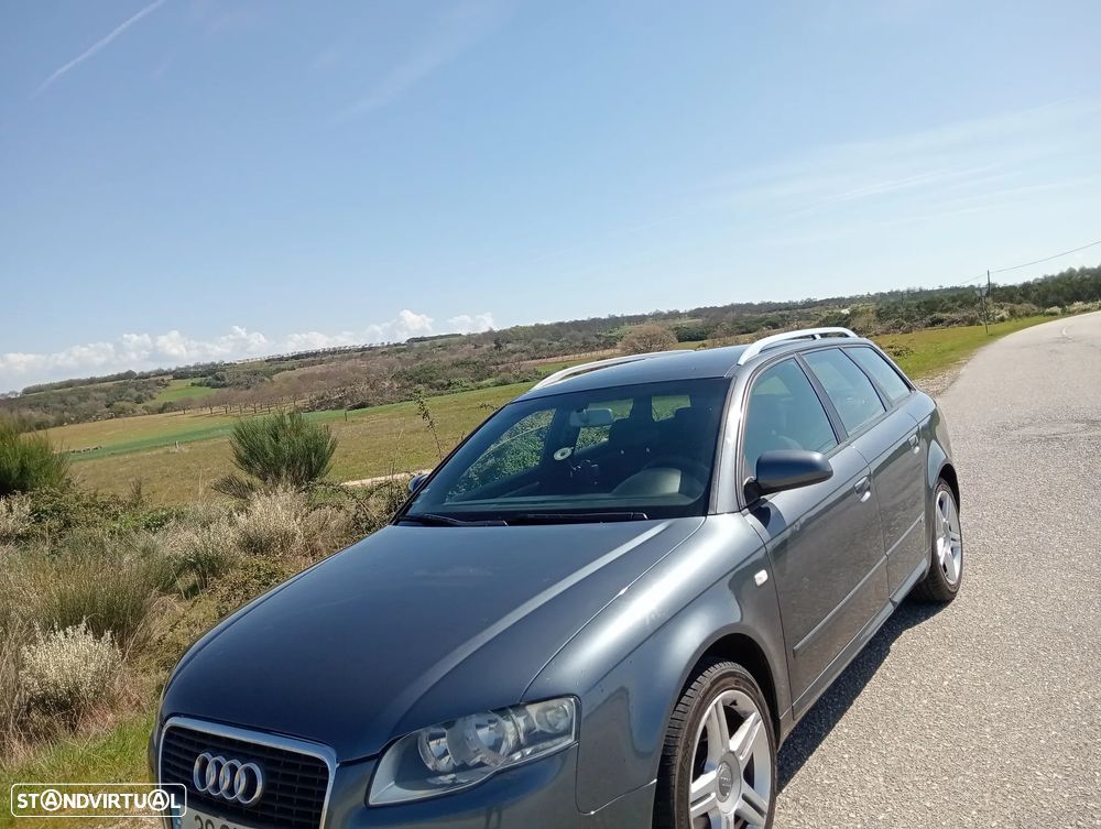 Audi A4 Avant 2.0 TDi S-line - 1