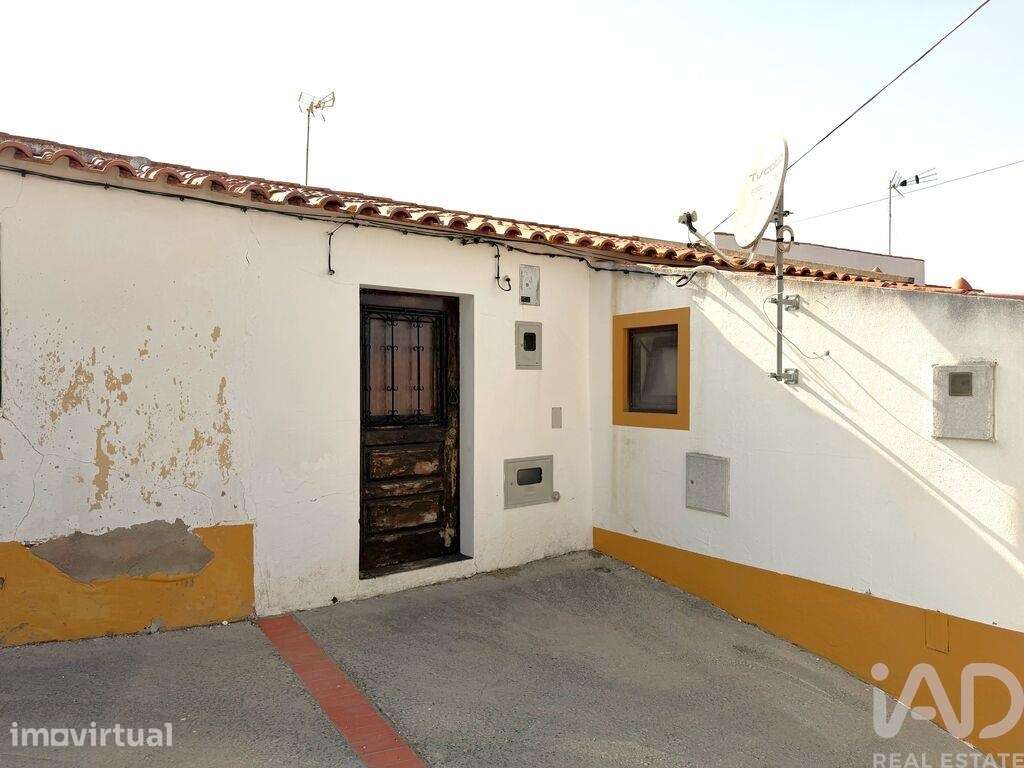 Moradia térrea em Santana de Cambas de 155 m2 - Grande imagem: 2/22