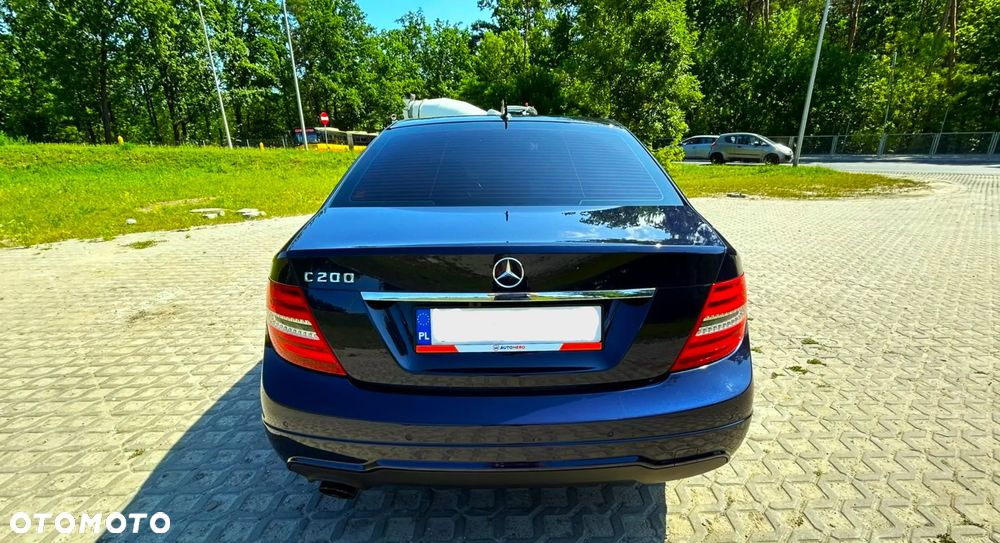 Mercedes-Benz Klasa C 200 CGI Automatik BlueEFFICIENCY Avantgarde - 8