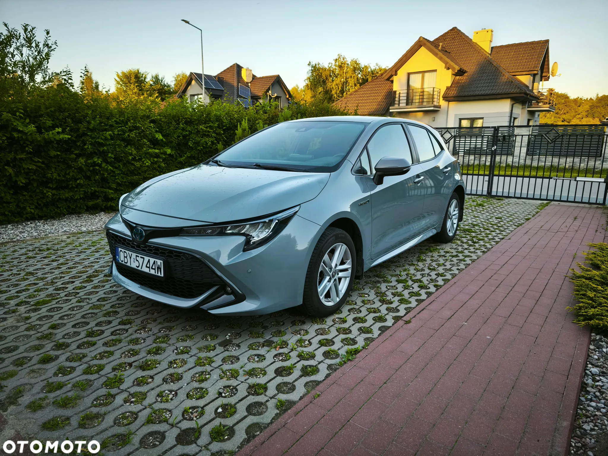 Toyota Corolla - 2