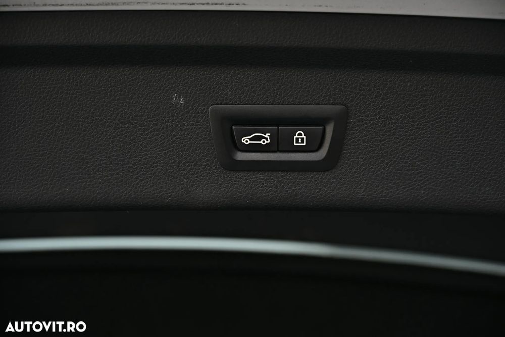 BMW Seria 3 320d Aut. Modern Line - 29