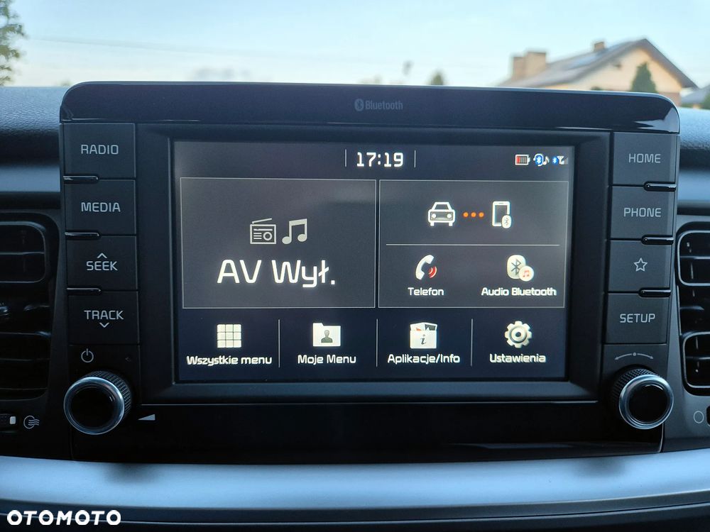 Kia Stonic - 22
