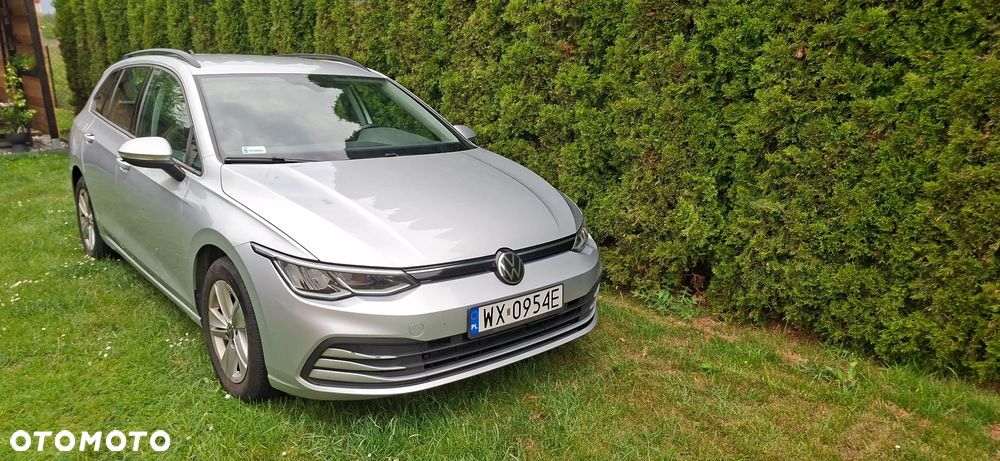 Volkswagen Golf - 8