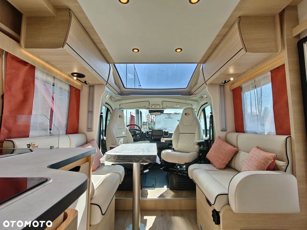 Rapido 666F  OD RĘKI - EKSKLUZYWNY KAMPER BOGATO WYPOSAŻONY - 8