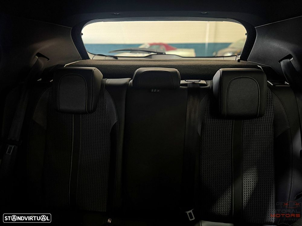 Peugeot 2008 1.2 PureTech GT EAT8 - 39