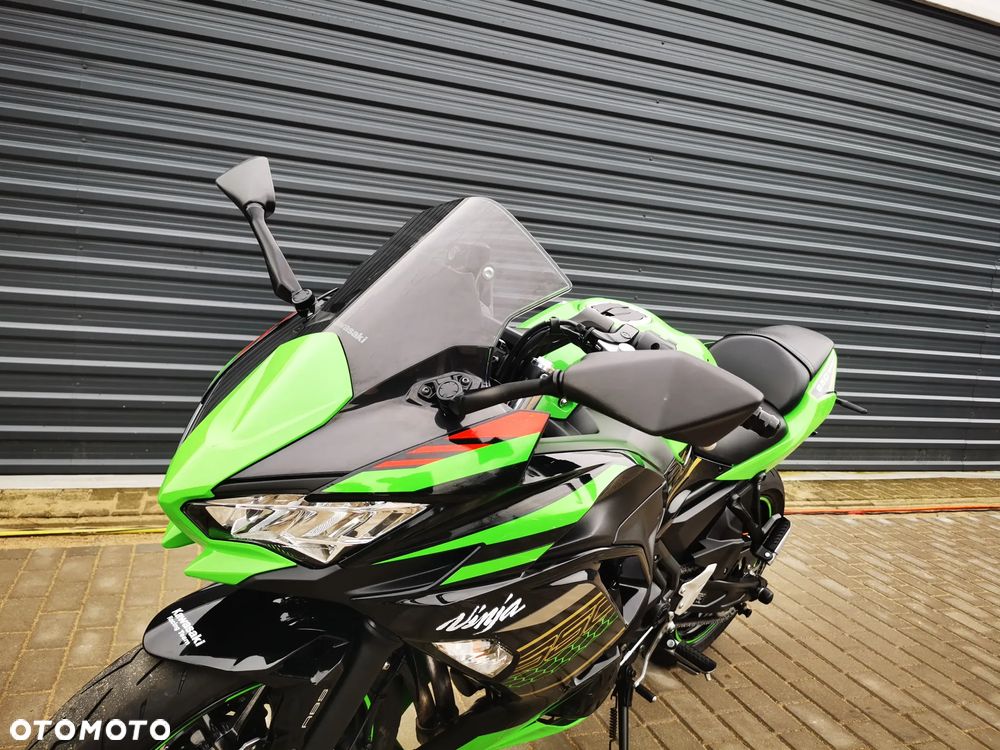 Kawasaki Ninja - 23