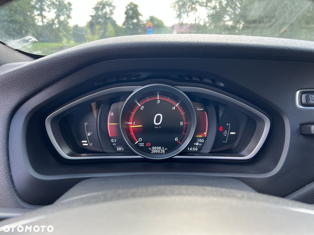 Volvo V40 D2 Drive-E R-Design Momentum - 15