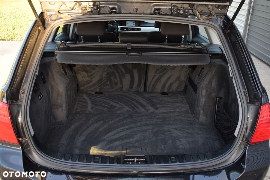 BMW Seria 3 318d DPF Edition Lifestyle - 8