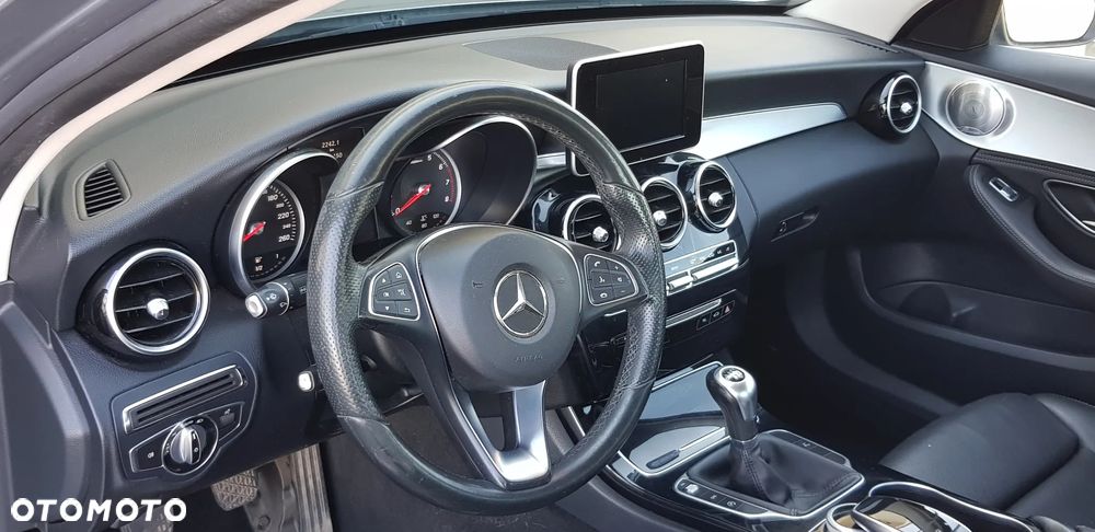 Mercedes-Benz Klasa C 200 d AMG Line - 3
