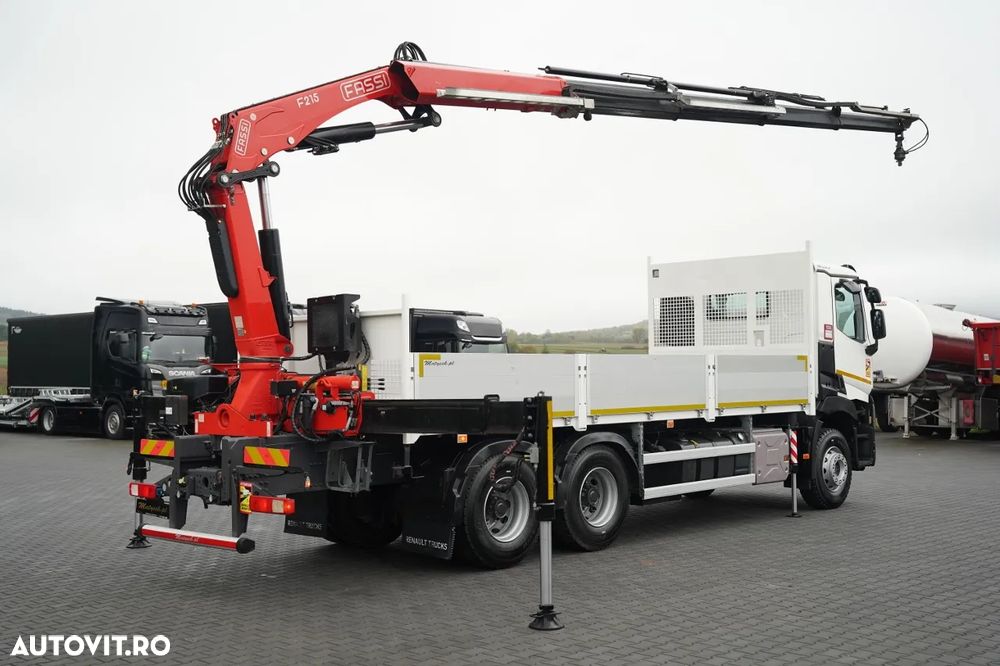 Renault C 380 / 6x4 / LIVRARE 6,7 m / + HDS FASSI F215A / MAX 5.600 KG / ROTATOARE / ANVELOPE 100% / EURO 6 - 6