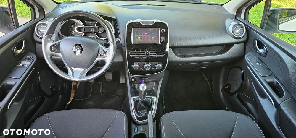 Renault Clio 1.2 16V 75 LIMITED - 28
