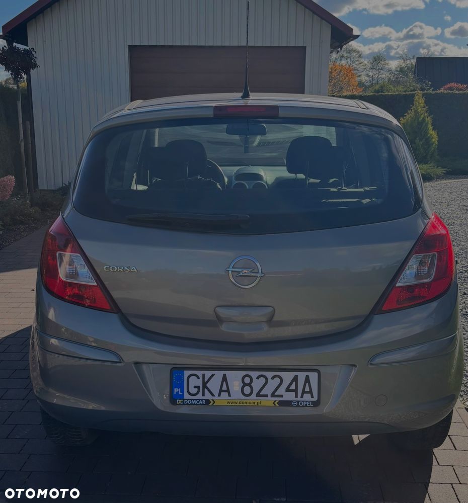 Opel Corsa 1.2 16V Cosmo - 5