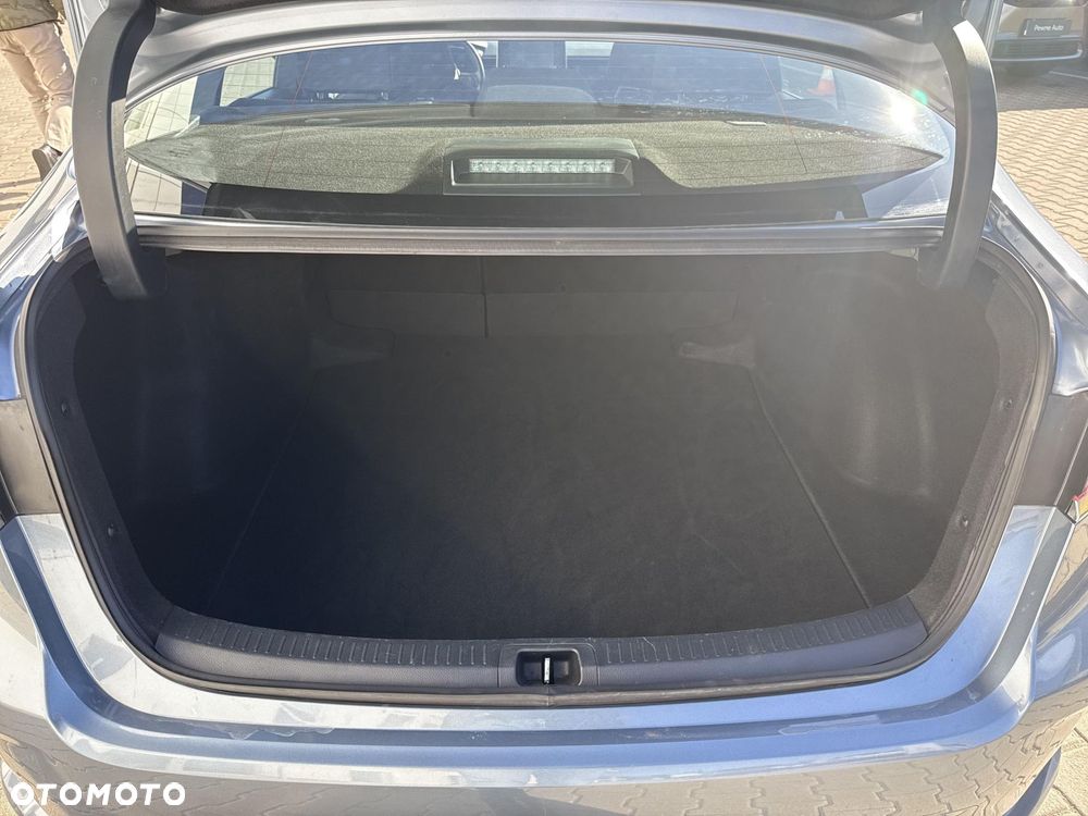 Toyota Corolla 1.5 Comfort - 11