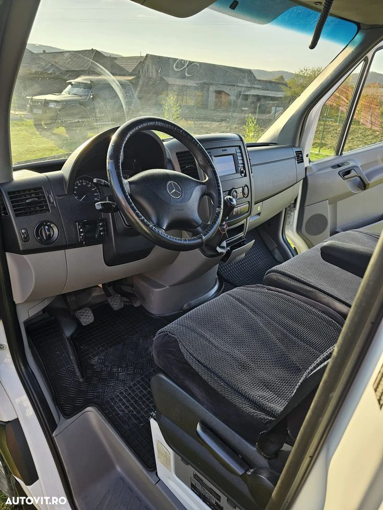 Mercedes-Benz Sprinter - 8