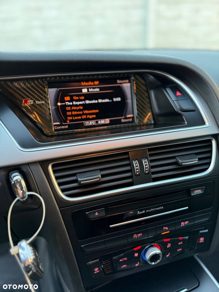 Audi A4 Avant 2.0 TDI quattro sport - 23