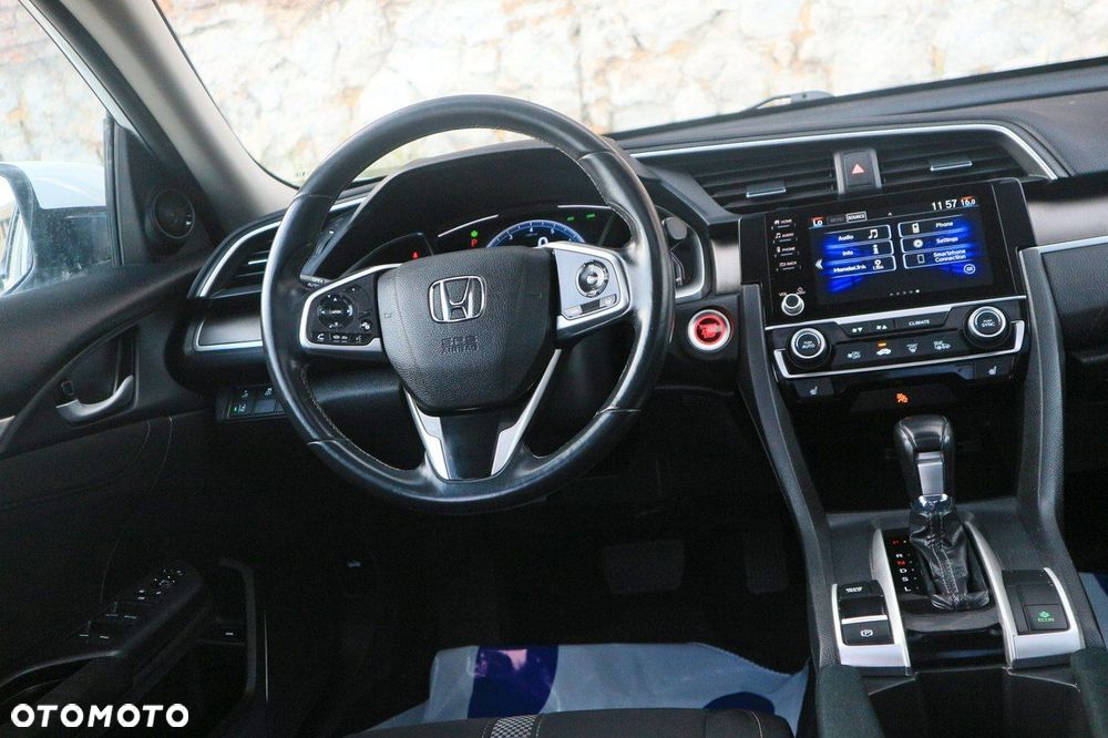Honda Civic 2.0 i-VTEC LX CVT - 28