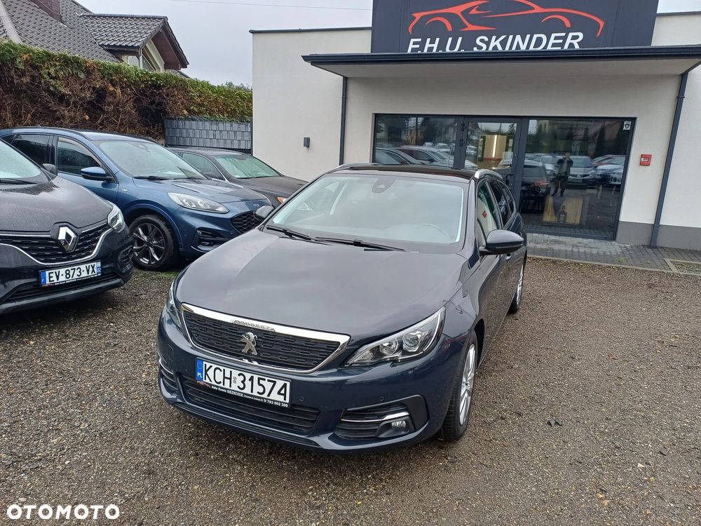 Peugeot 308 SW PureTech 110 Stop & Start Allure - 2