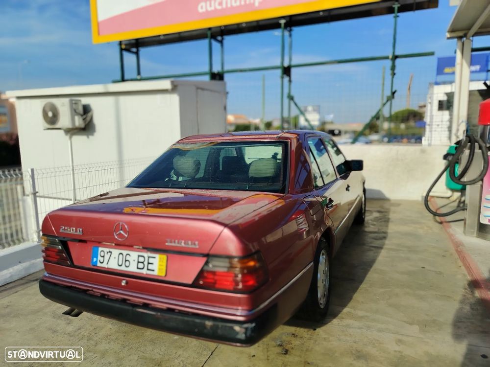 Mercedes-Benz W124 (1984-1997) 250 D Turbo - 5
