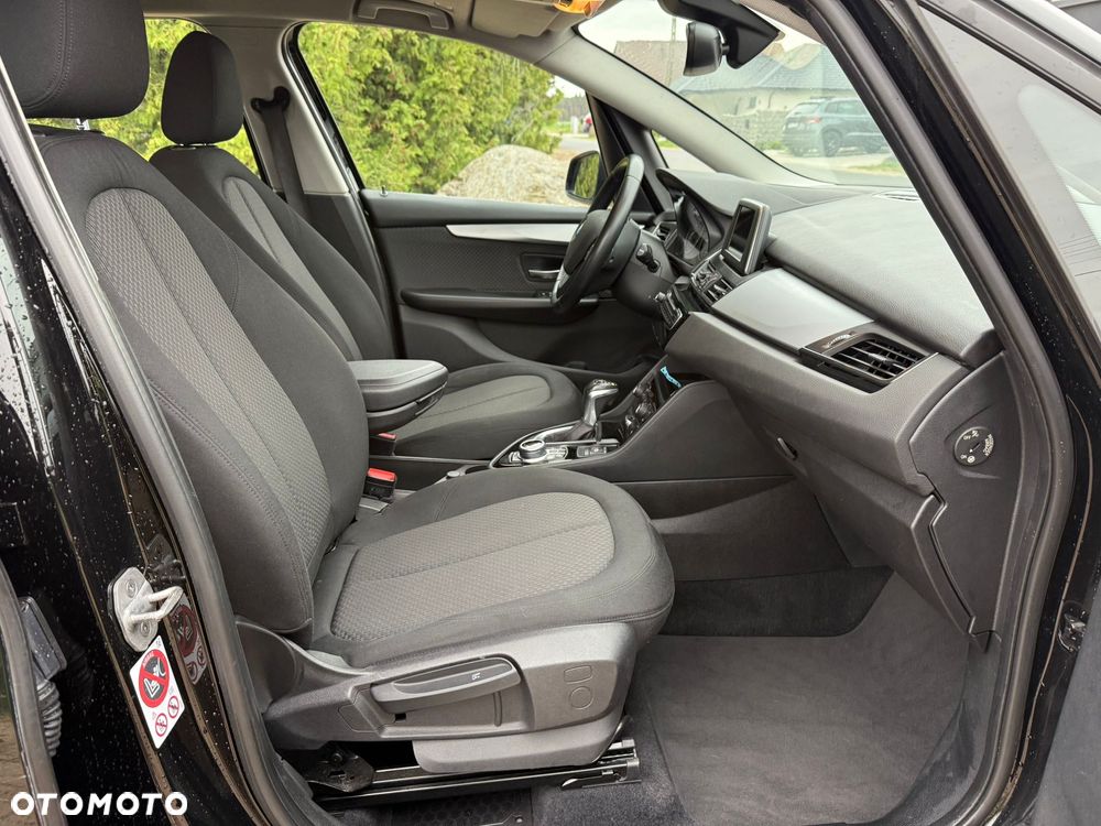BMW Seria 2 216d Sport Line - 18