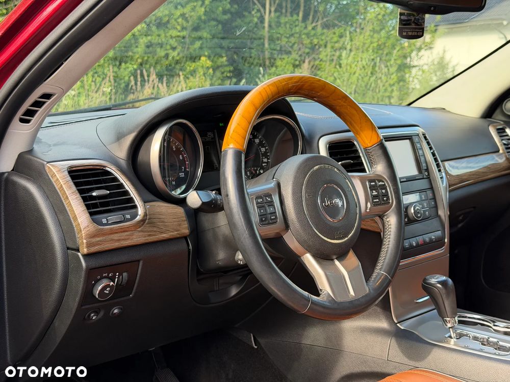 Jeep Grand Cherokee - 10