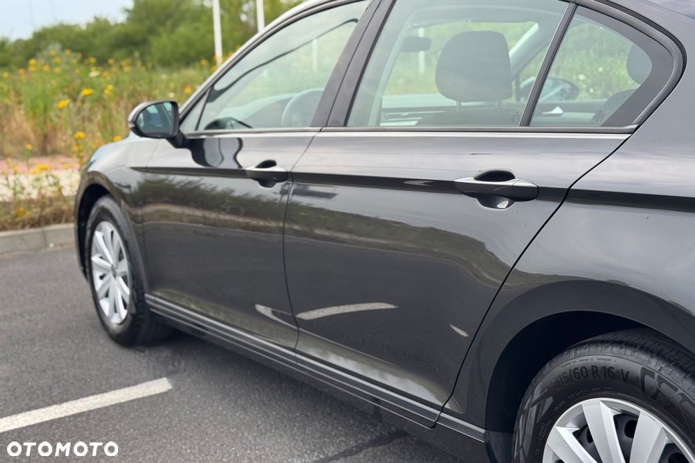 Volkswagen Passat 1.5 TSI EVO Essence - 12
