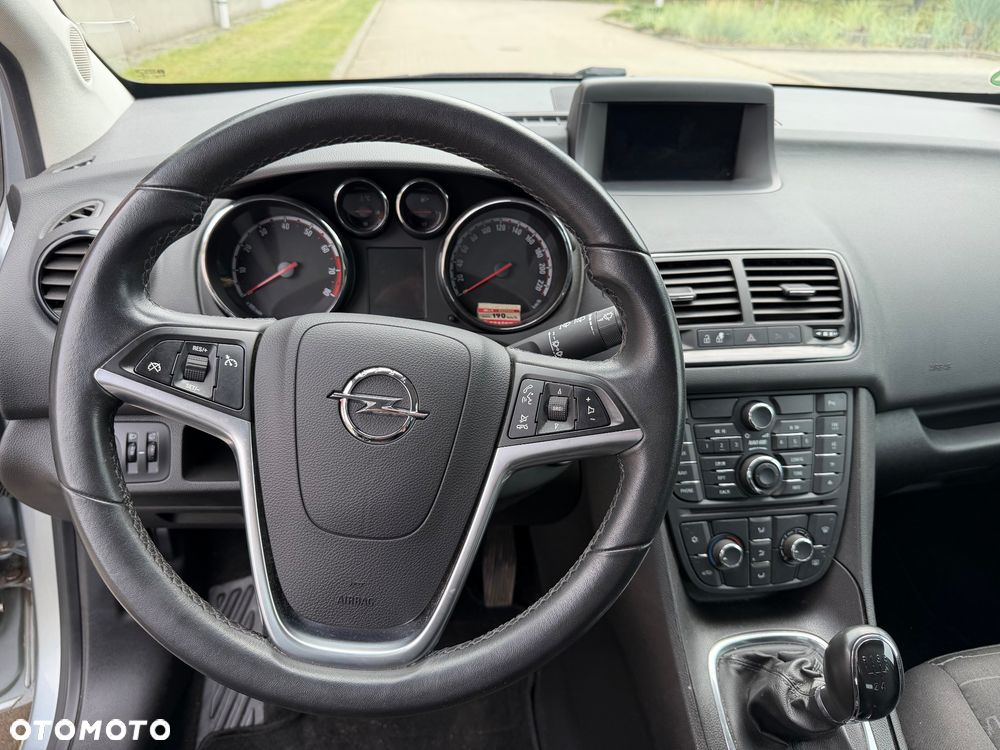 Opel Meriva - 17