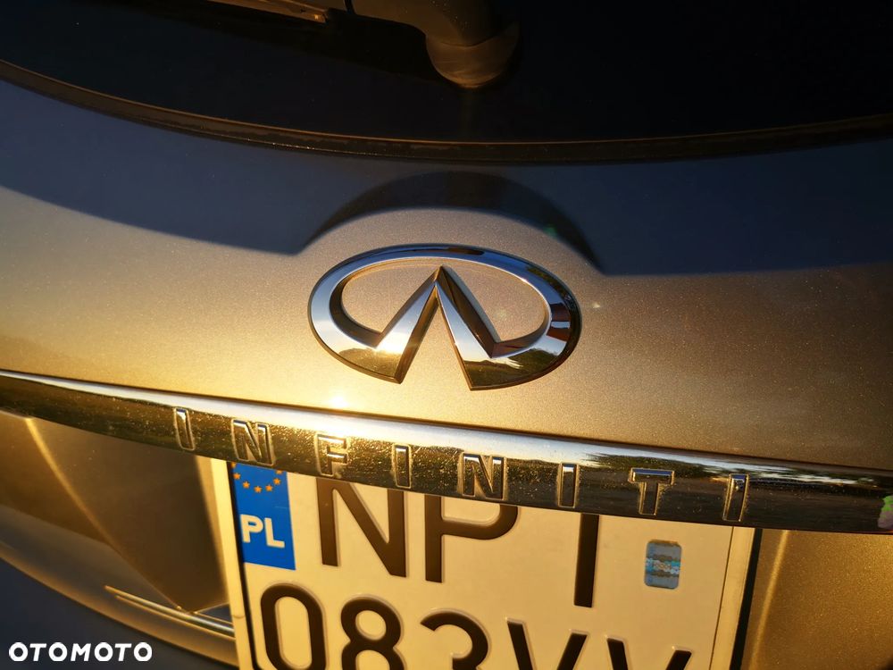 Infiniti FX FX35 - 26