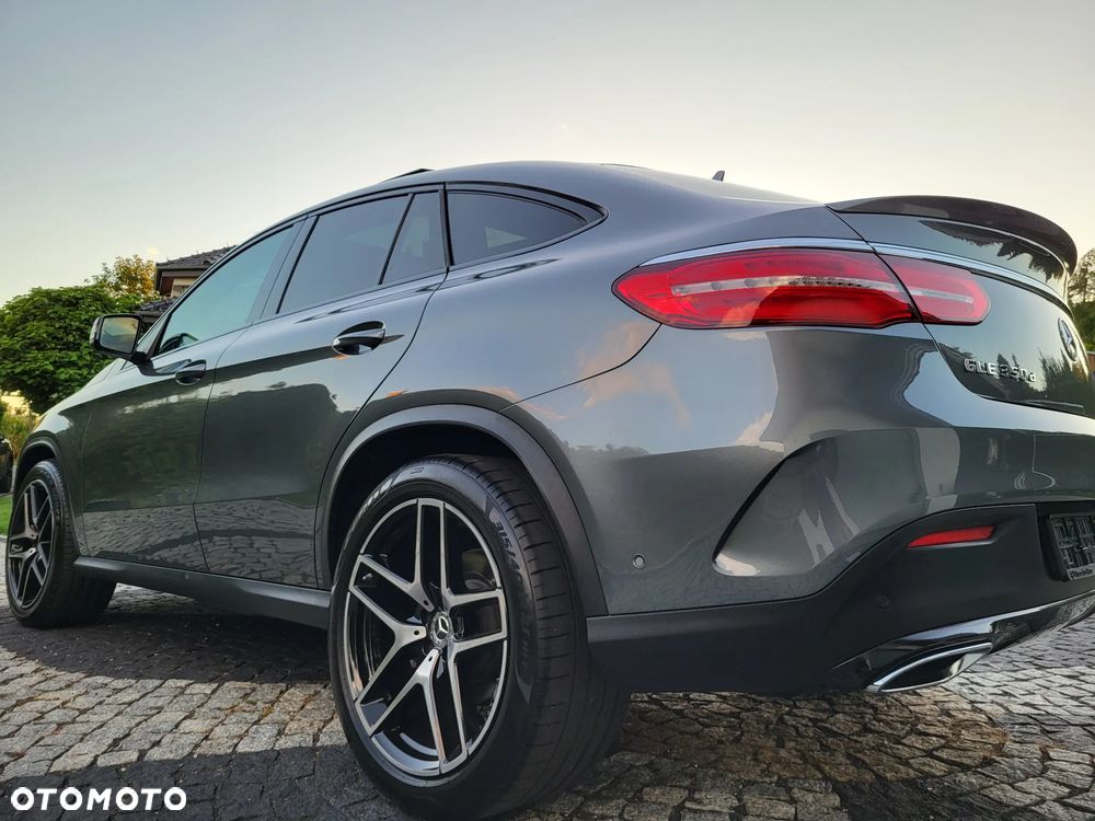 Mercedes-Benz GLE - 34