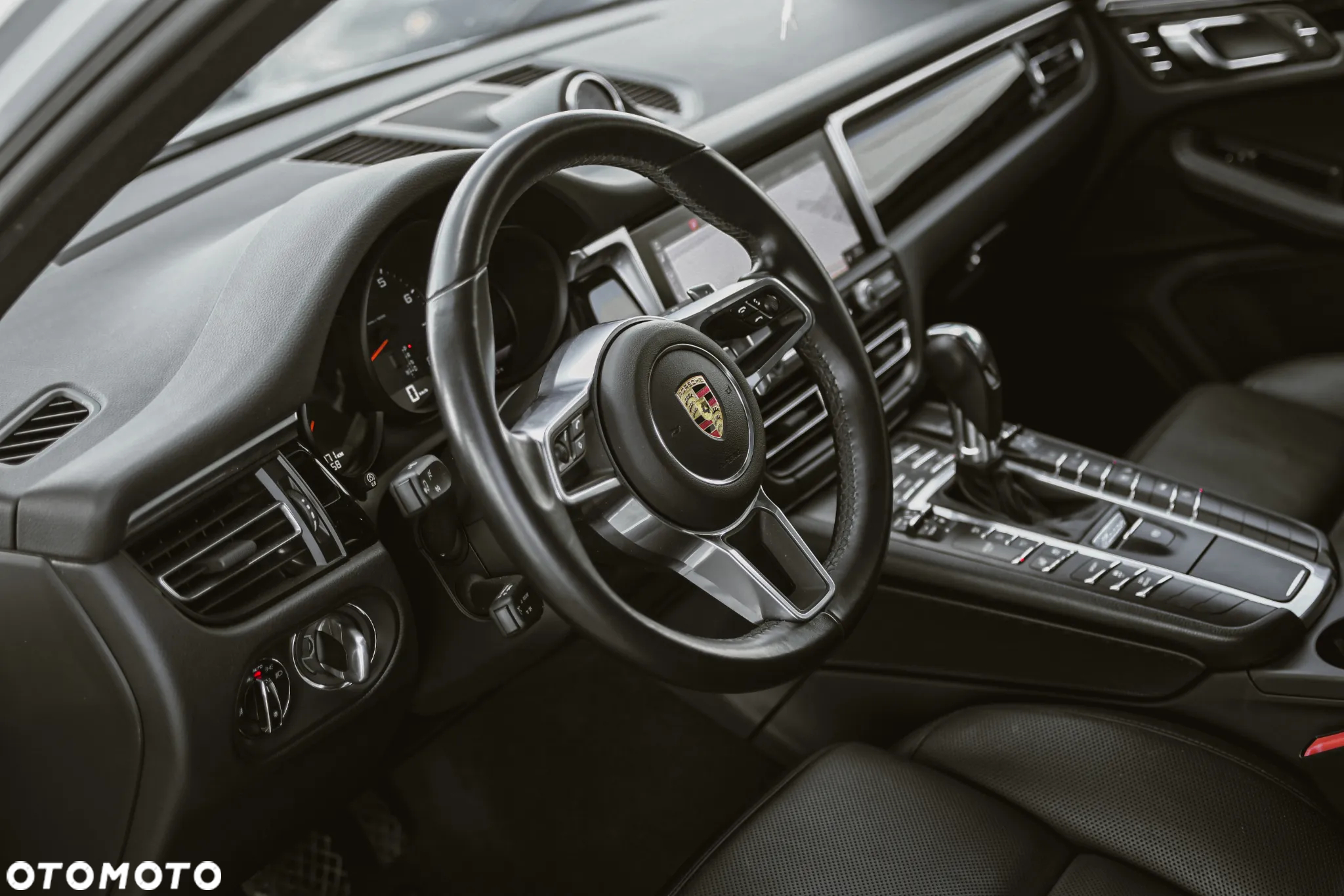 Porsche Macan Standard - 14