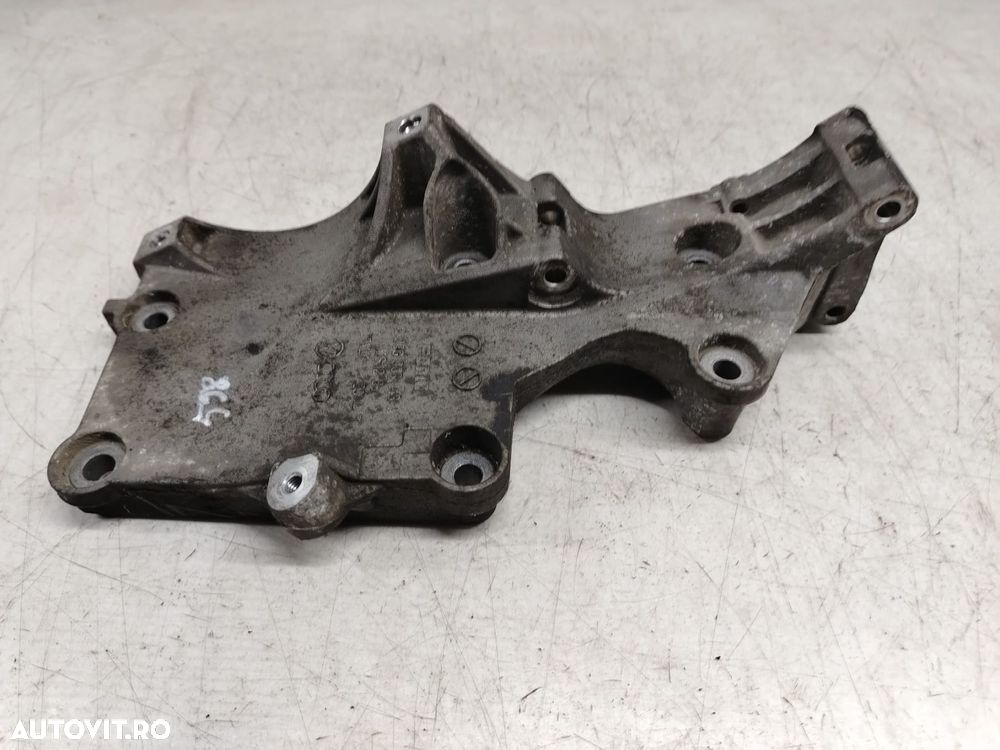 Suport accesorii 1.9 tdi bxe 03g903143a Audi A3 8P/8PA [facelift] [20 - 2