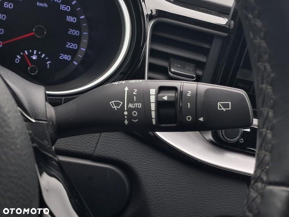 Kia Ceed - 22