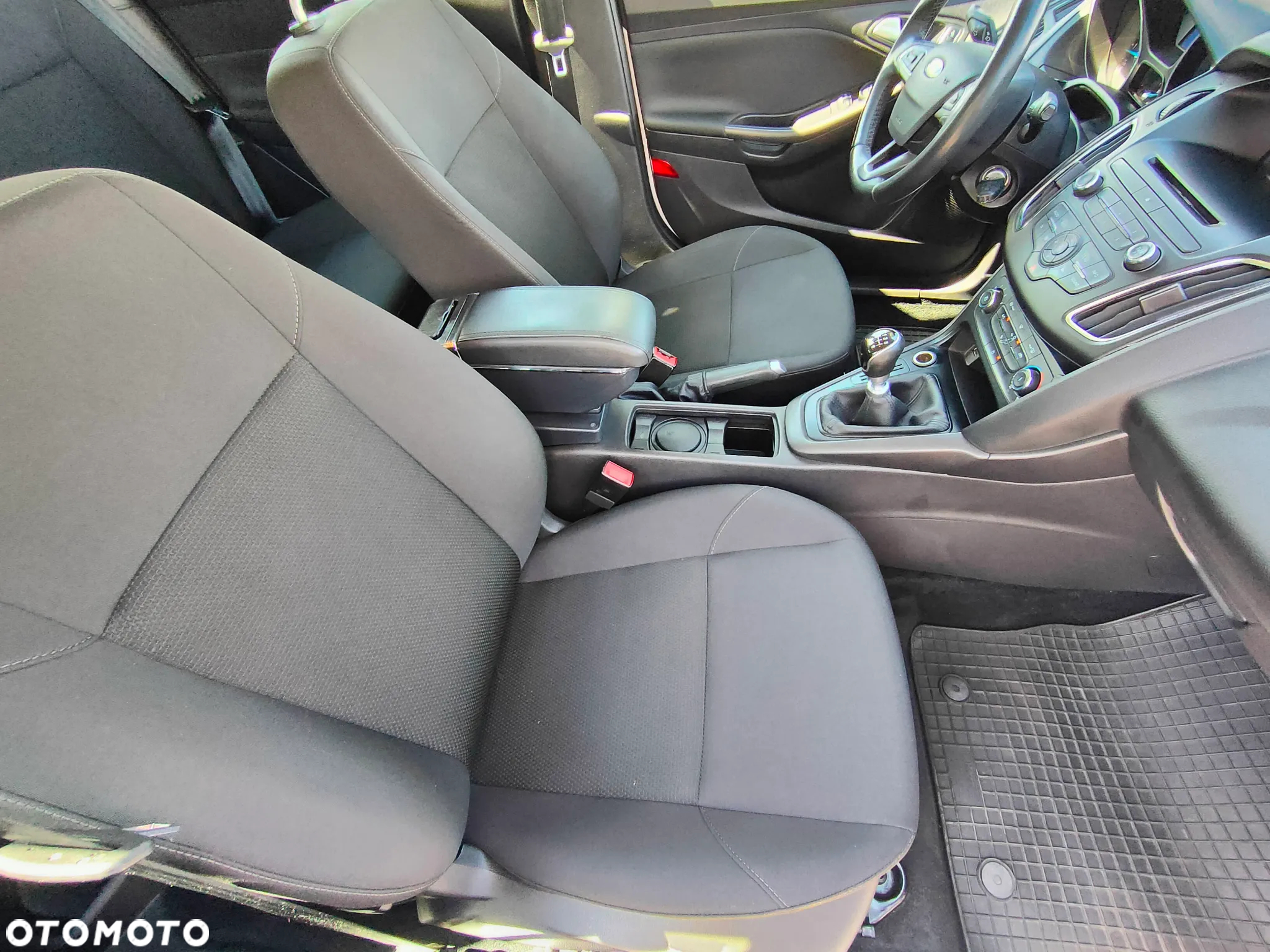 Ford Focus 1.6 TDCi Gold X (Trend) - 14
