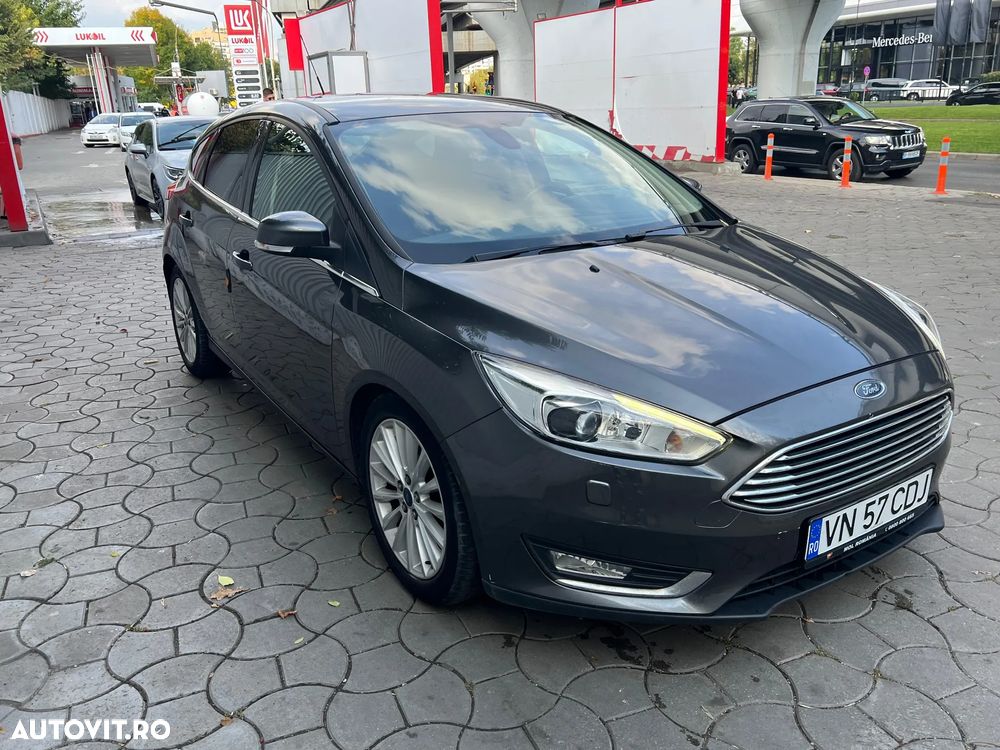 Ford Focus 1.5 TDCi Powershift Titanium - 2