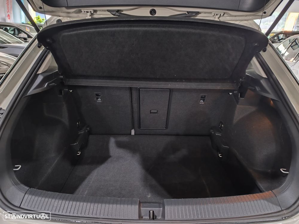 VW T-Roc 1.0 TSI Urban - 4