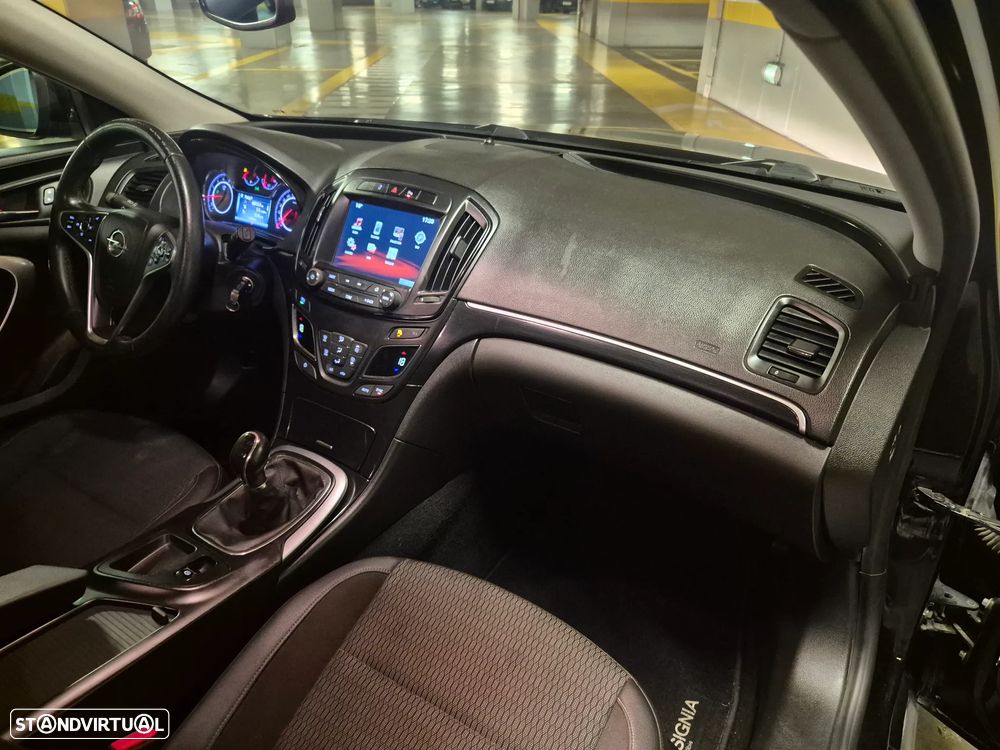 Opel Insignia Sports Tourer 1.6 ECOTEC Exclusive - 38