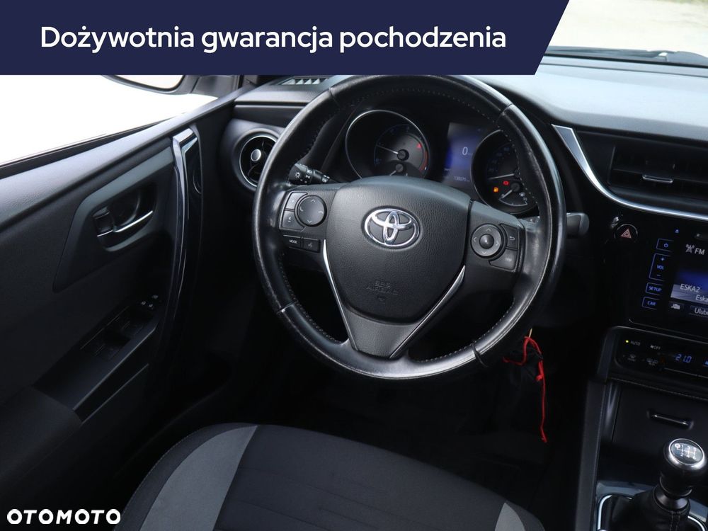 Toyota Auris - 9