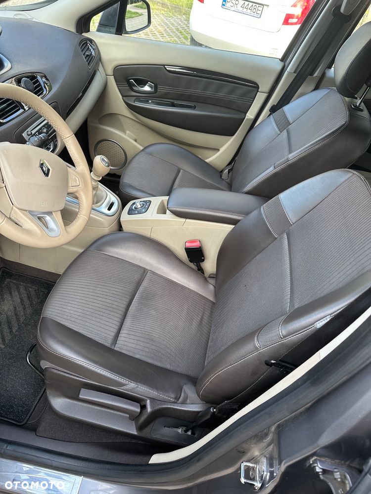 Renault Scenic 1.9 dCi Privilege Euro5 - 8