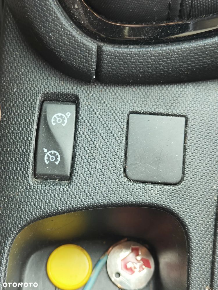 Renault Clio Energy TCe 90 Start & Stop Experience - 13