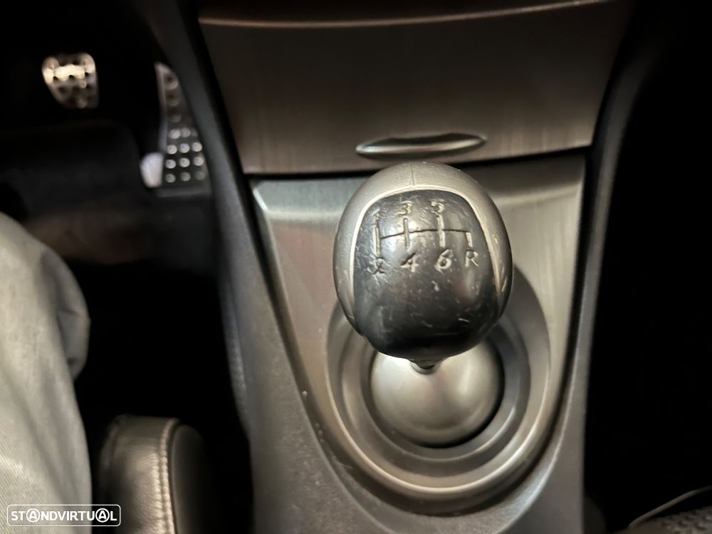 Honda Civic 1.4 i-VTEC Sport Edition - 20