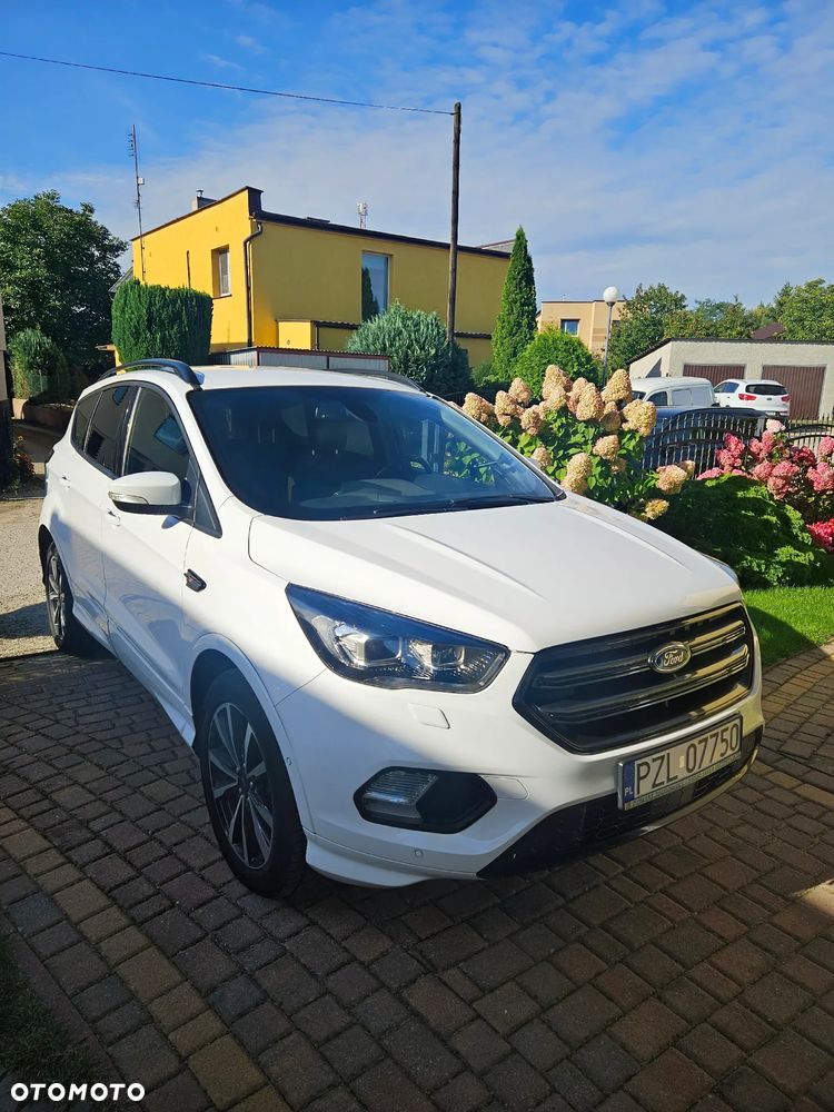 Ford Kuga 1.5 TDCi FWD ST-Line - 1