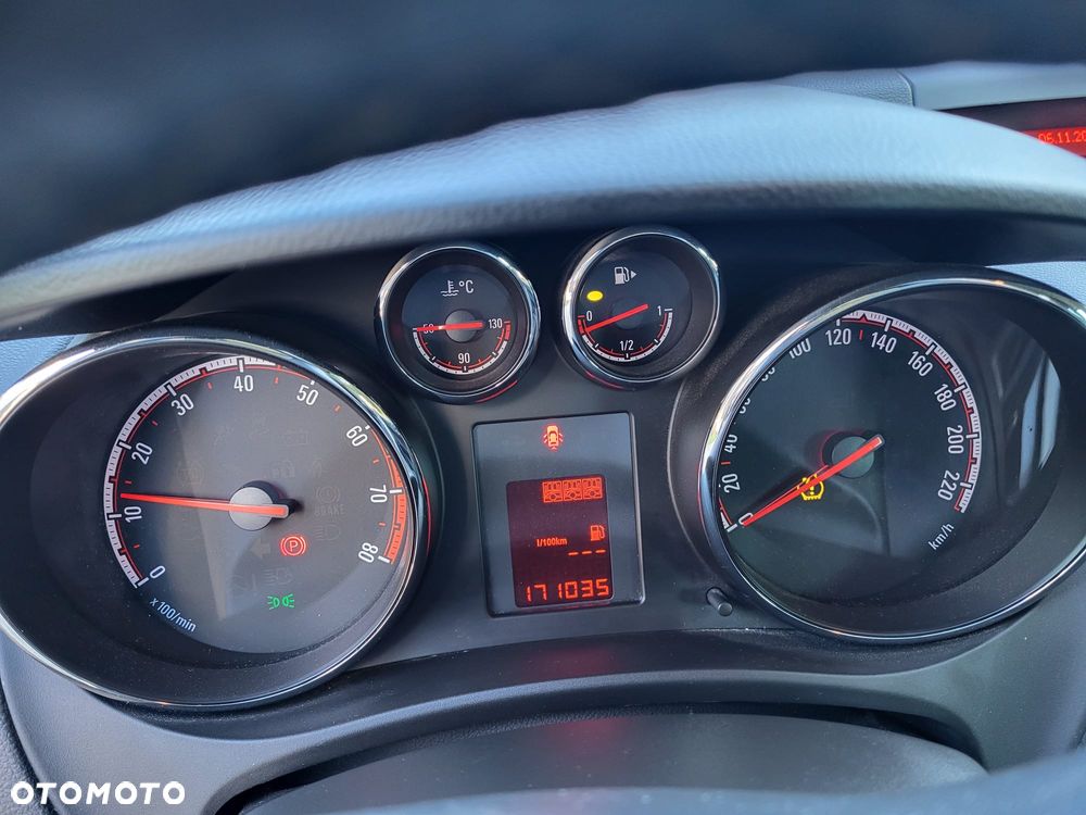 Opel Meriva 1.4 150 Jahre - 7