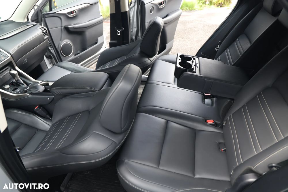 Lexus Seria NX 300h - 10