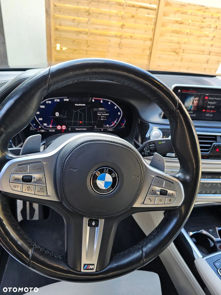 BMW Seria 7 750Ld xDrive sport - 16