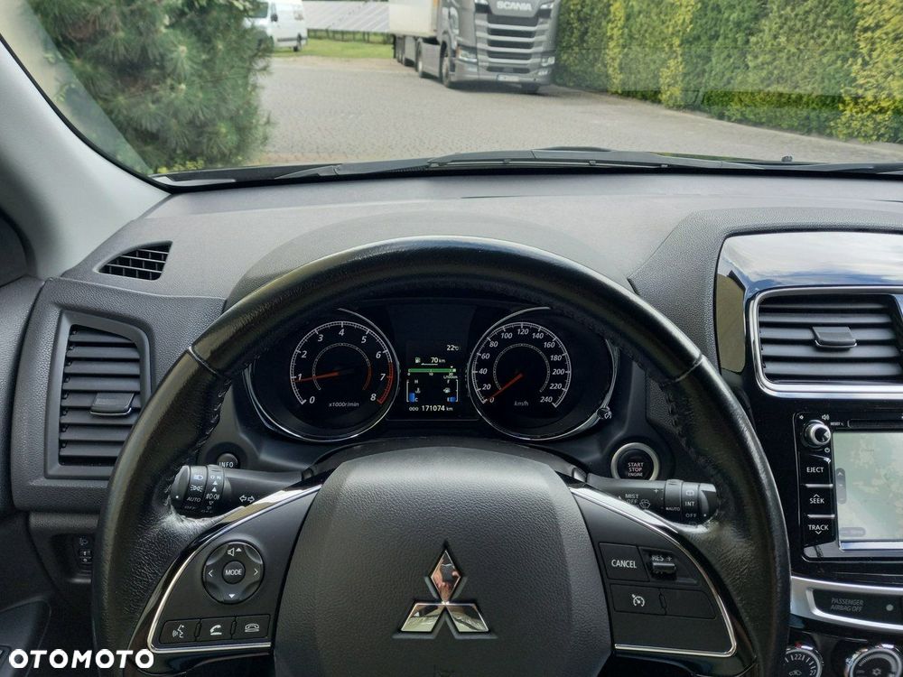 Mitsubishi ASX 1.6 Intense Plus Navi Blue Edition - 30