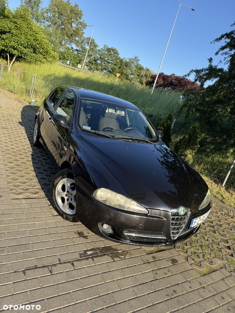 Alfa Romeo 147 - 4