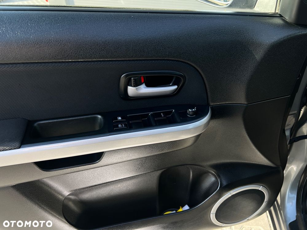Suzuki Grand Vitara 1.9 DDiS Premium - 27
