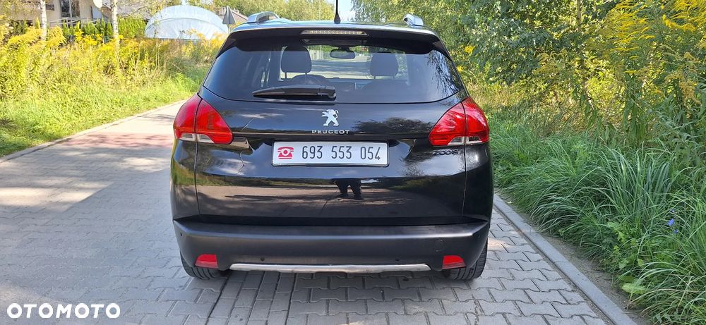 Peugeot 2008 1.2 Pure Tech Allure S&S - 5