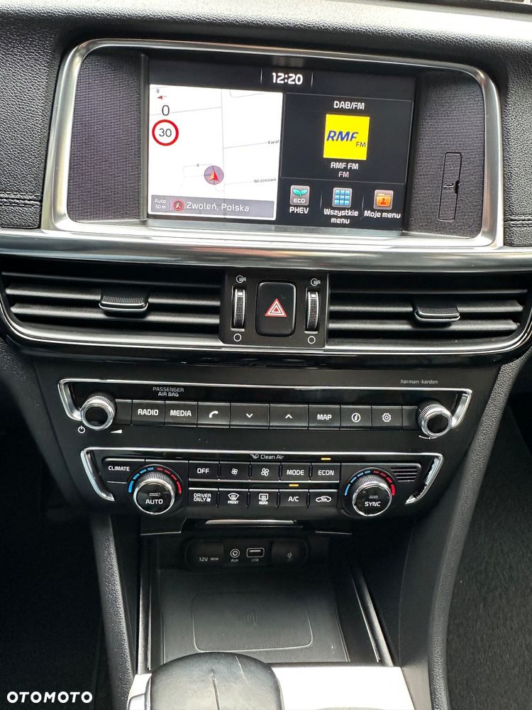 Kia Optima Plug-in Hybrid - 32